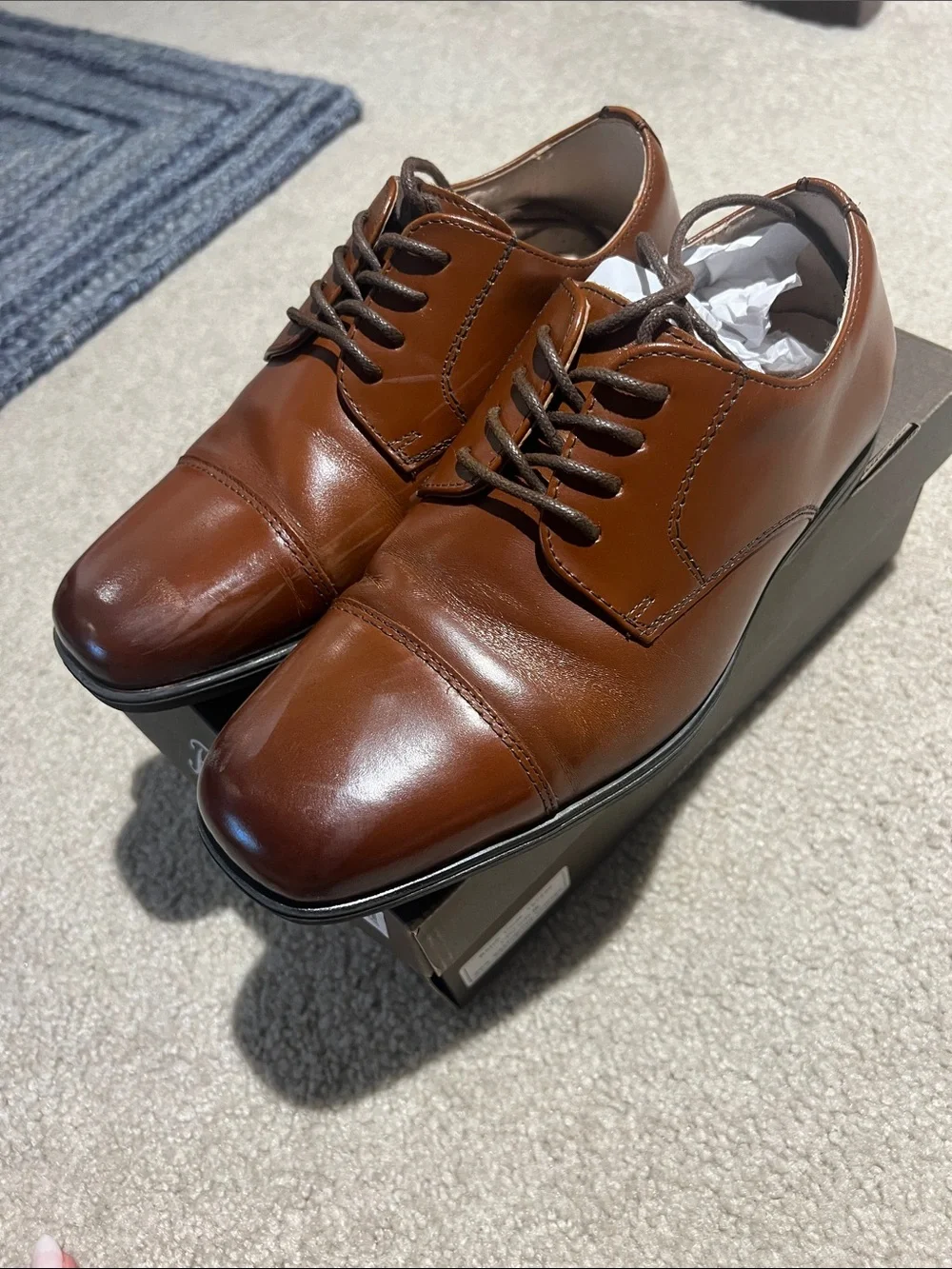 Florsheim Reveal Cap Toe Ox Derby Boys 4M Cognac Leather dress shoe like New